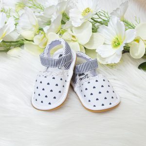 Baby sandale srca – bijele